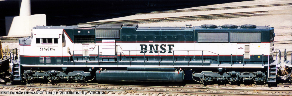 BNSF SD70MAC 9808